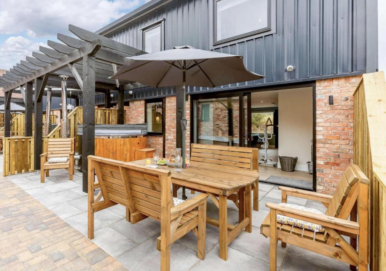 Fawn Cottage Disabled Adapted 3 Bedroom Hot Tub Coughton Exterior foto